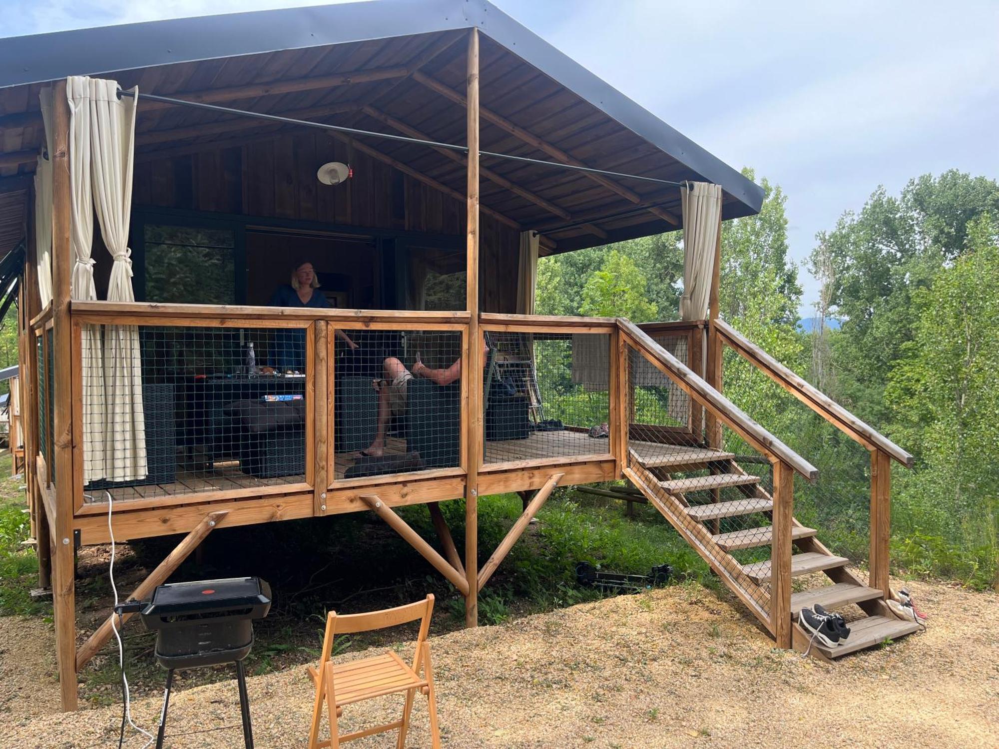 Camping De La Bageasse Бриуд Екстериор снимка